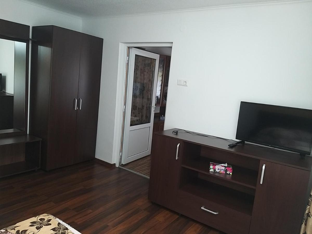 הוילה Casa Cosmina אריסני מראה חיצוני תמונה